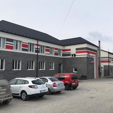 Good Rest Hostel Chemerivtsi Ngoại thất bức ảnh