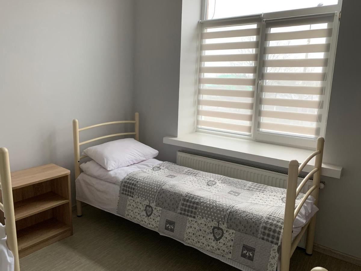 Good Rest Hostel Chemerivtsi Ngoại thất bức ảnh